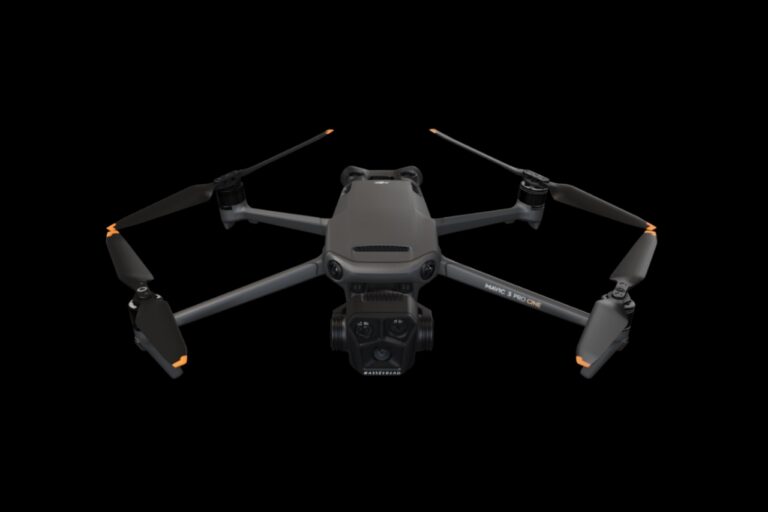DJI Mavic 3 Pro Drone 9